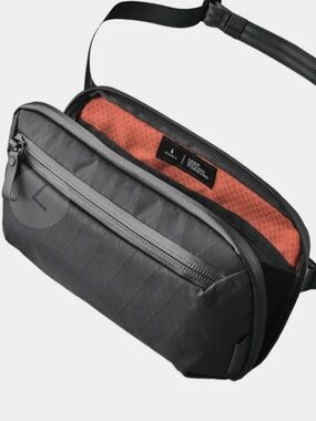 NWT Alpaka Tech Case Mini - in Black Xpac - A4